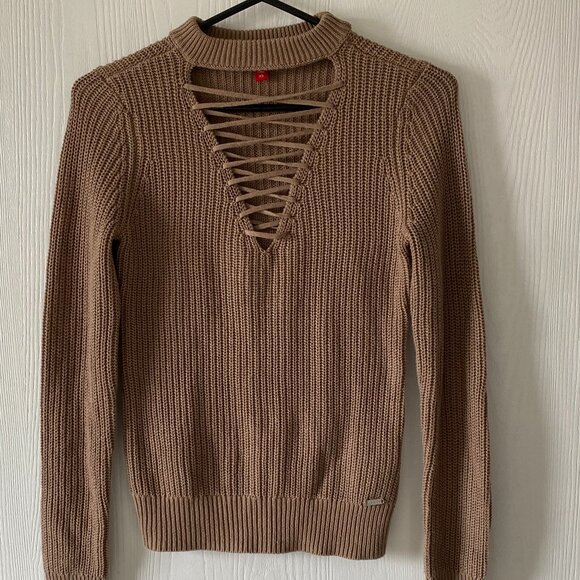 NWOT Guess Sweater - Picture 1 of 5